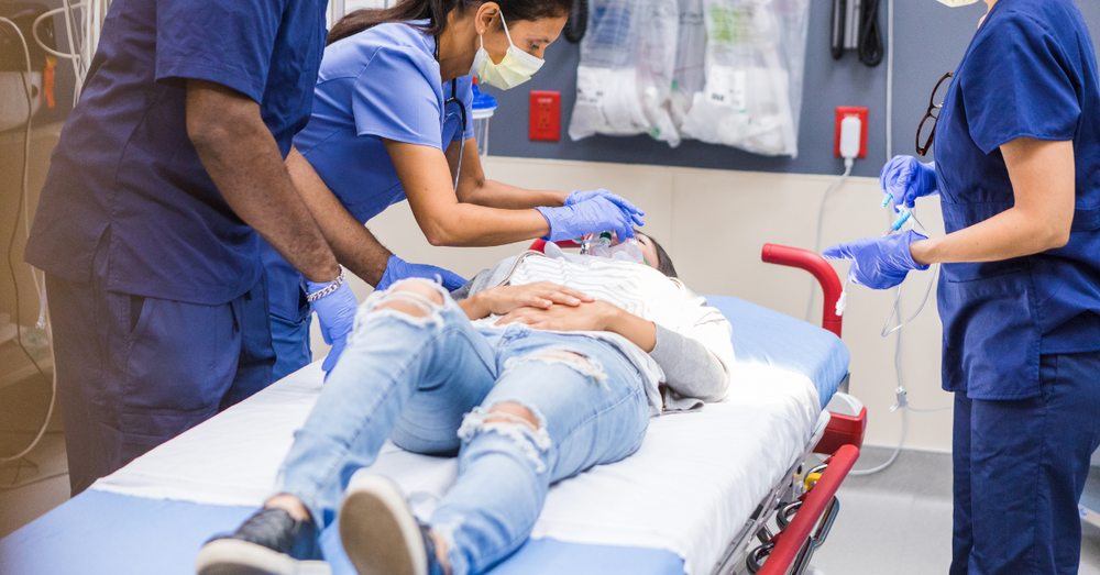 Emergency doctors with patient